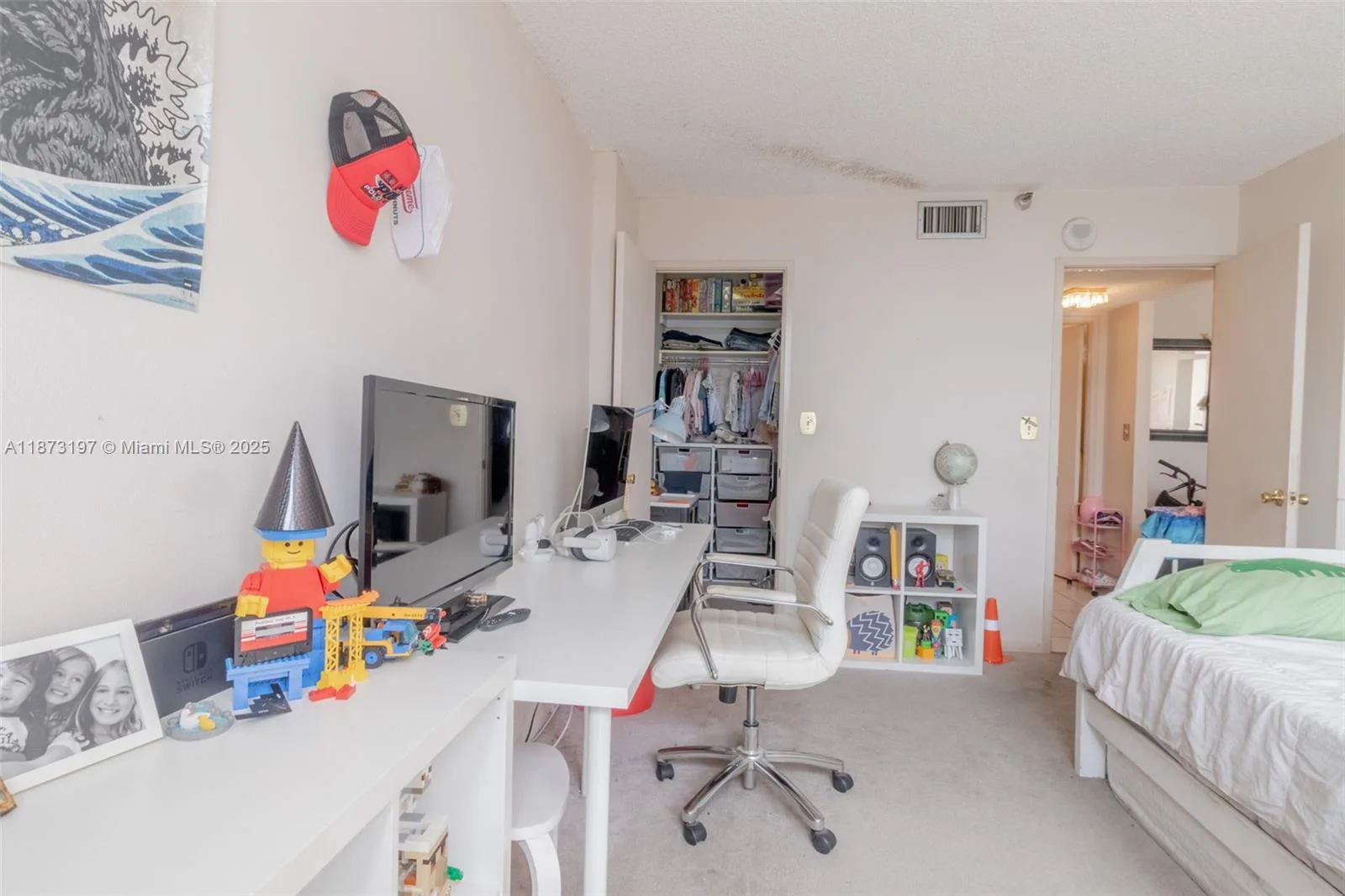 290 174th St # 1902, Sunny Isles Beach, FL 33160 photo 10