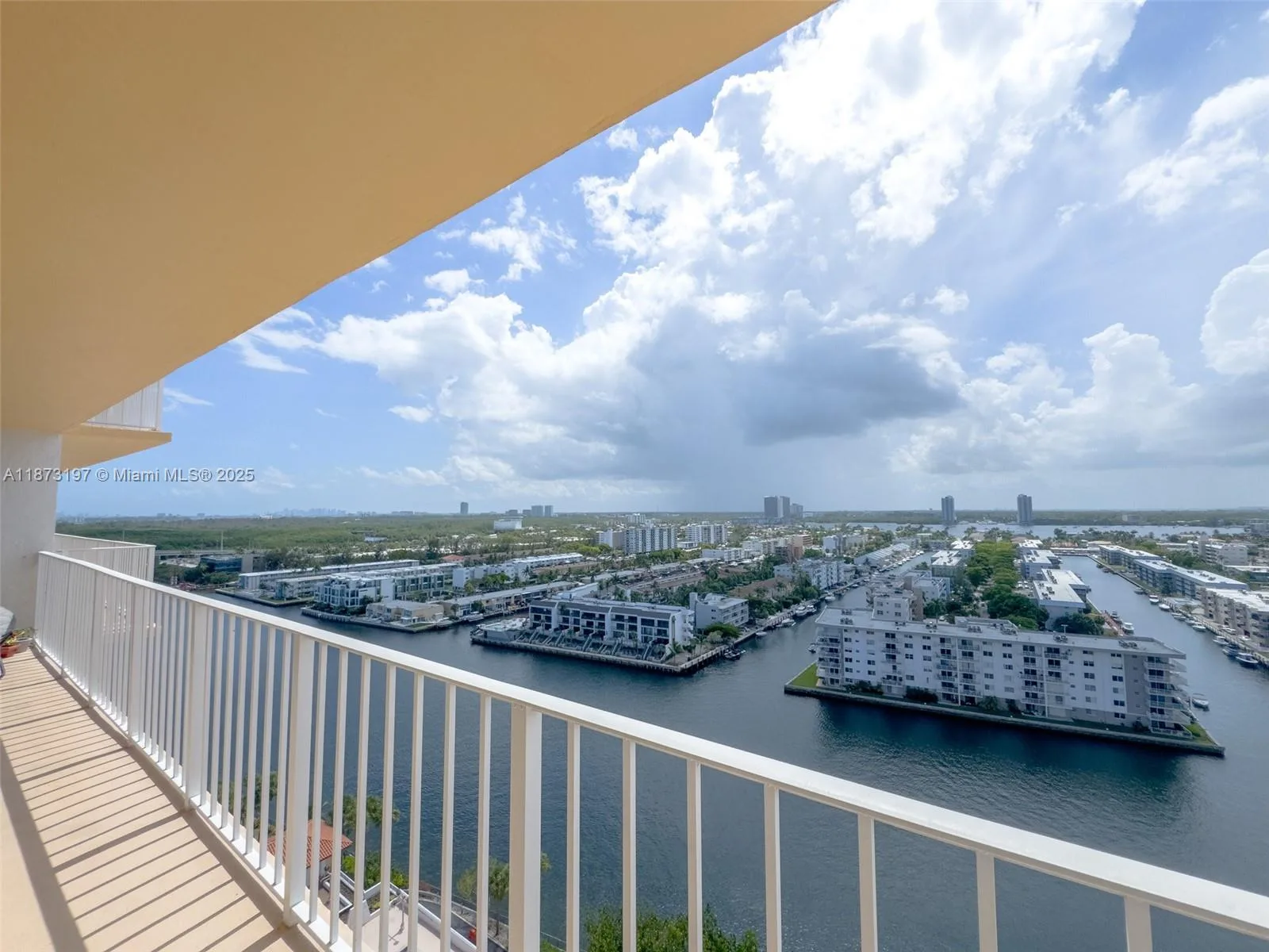 290 174th St # 1902, Sunny Isles Beach, FL 33160 photo 5