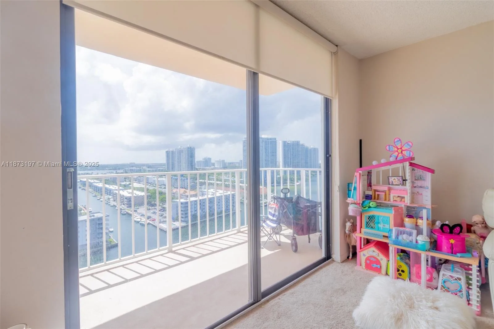 290 174th St # 1902, Sunny Isles Beach, FL 33160 photo 8