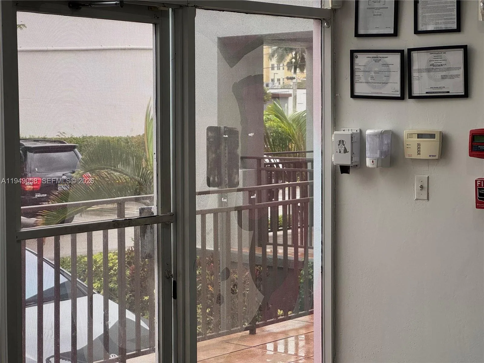 8347 NW 36th St, Doral, FL 33166 photo 2