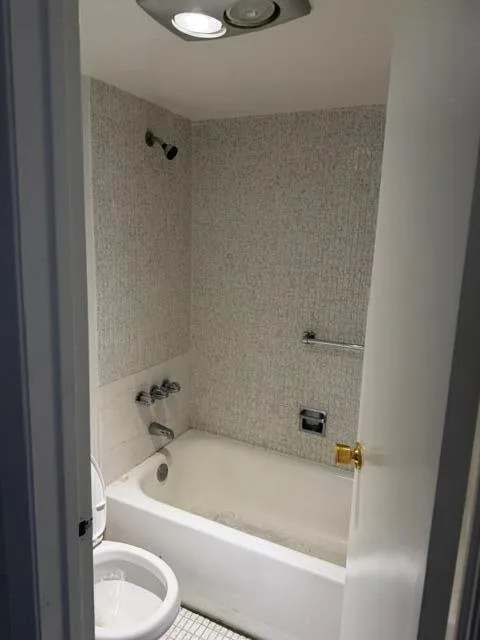 3475 N COUNTRY CLUB Drive # 508, Aventura, FL 33180 photo 12
