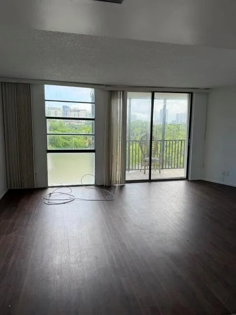 3475 N COUNTRY CLUB Drive # 508, Aventura, FL 33180 photo 8