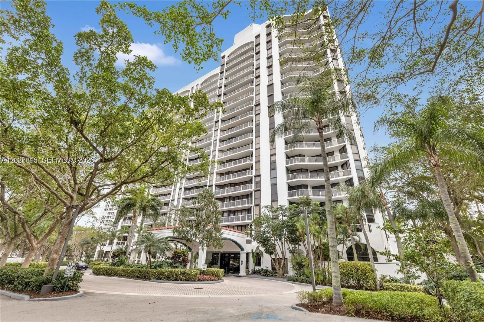 3640 Yacht Club Dr # 503, Aventura, FL 33180
