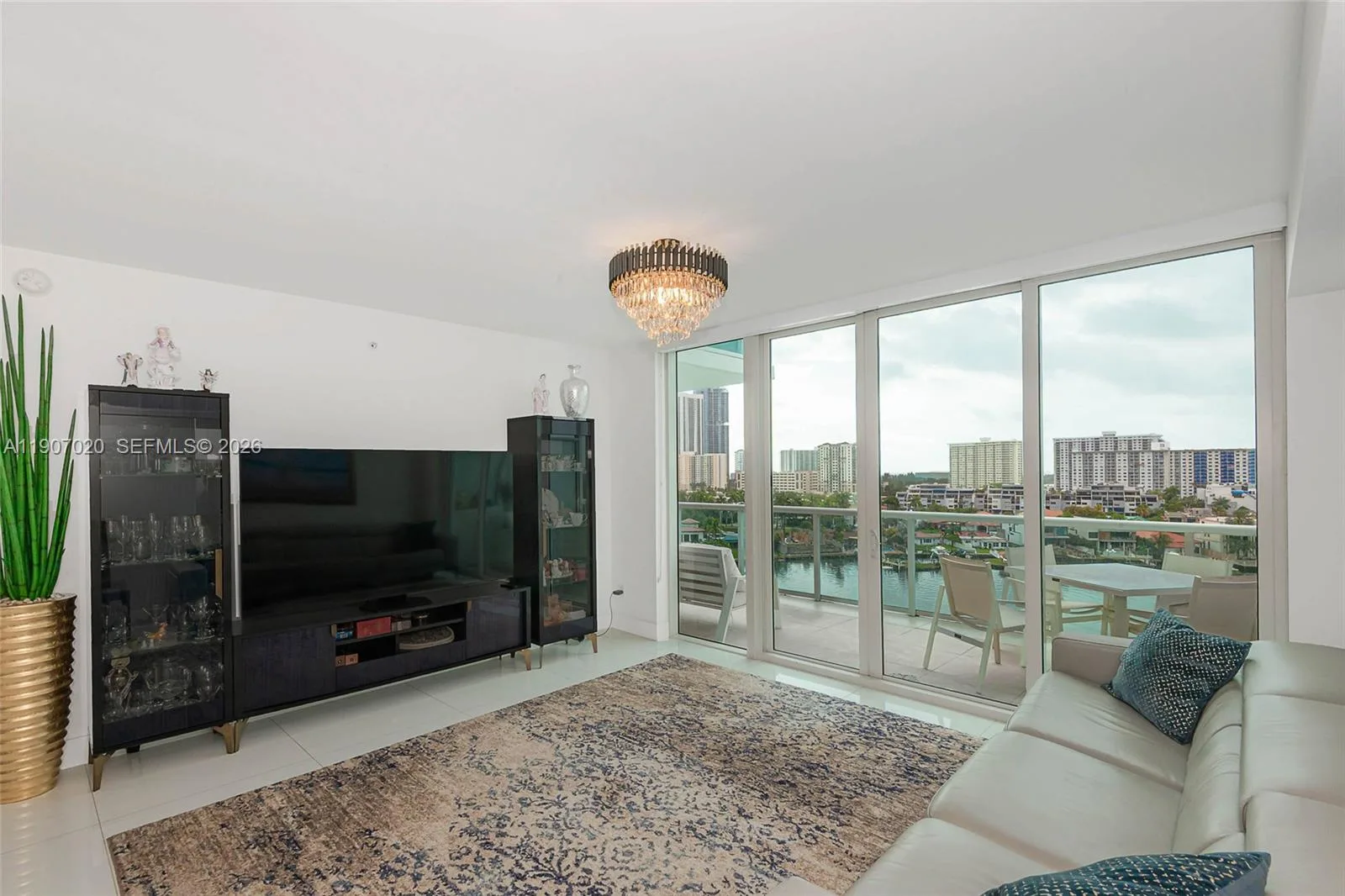 400 Sunny Isles Blvd # 906, Sunny Isles Beach, FL 33160 photo 3