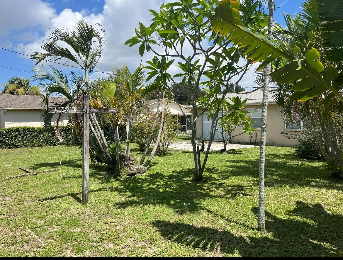 1211 W 27TH Street, Riviera Beach, FL 33404 photo 3