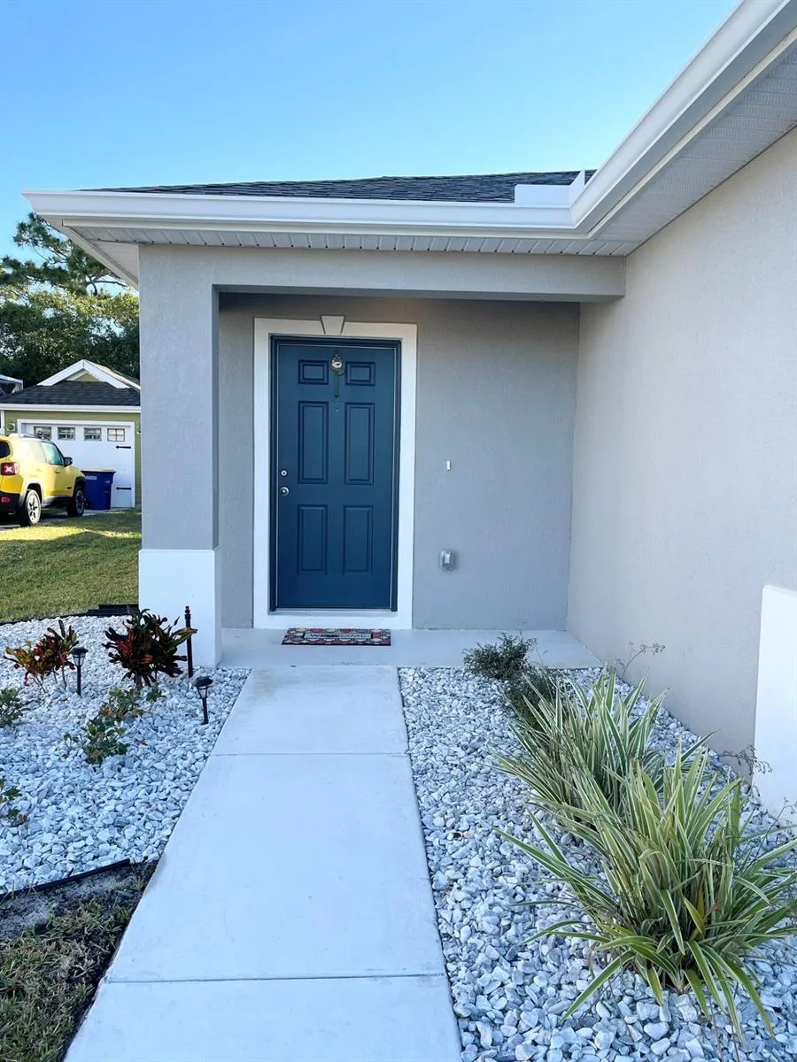 3368 N Park Drive, Fort Pierce, FL 34982 photo 3