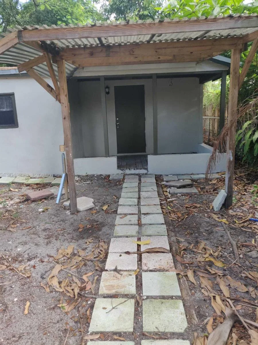 210 SW 7th Street, Dania Beach, FL 33004 photo 13