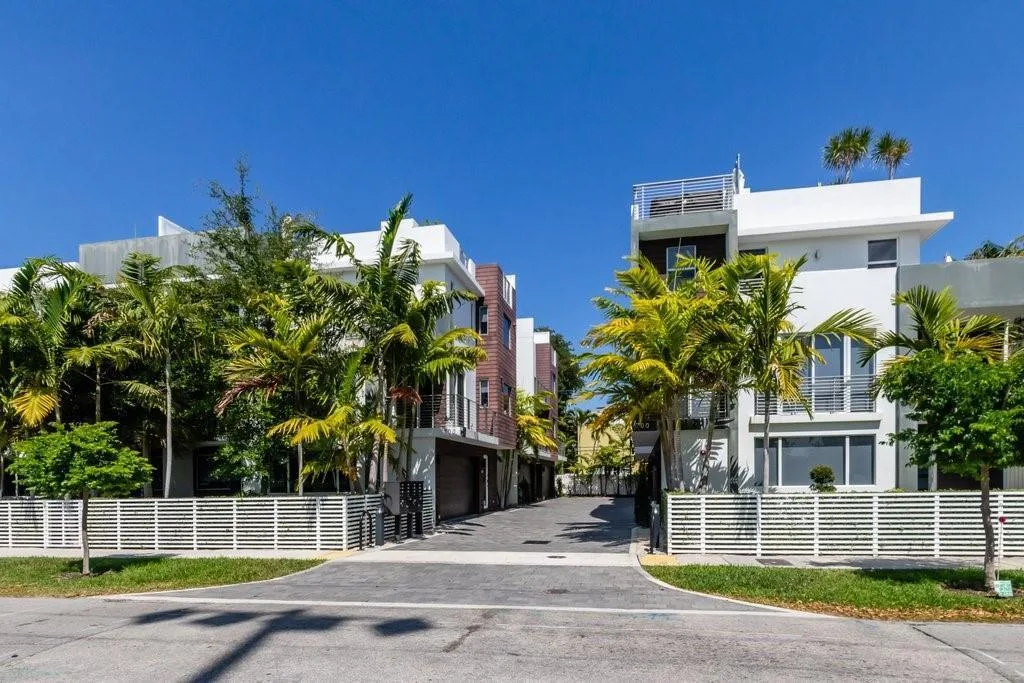700 NE 14th Avenue # 208, Fort Lauderdale, FL 33304