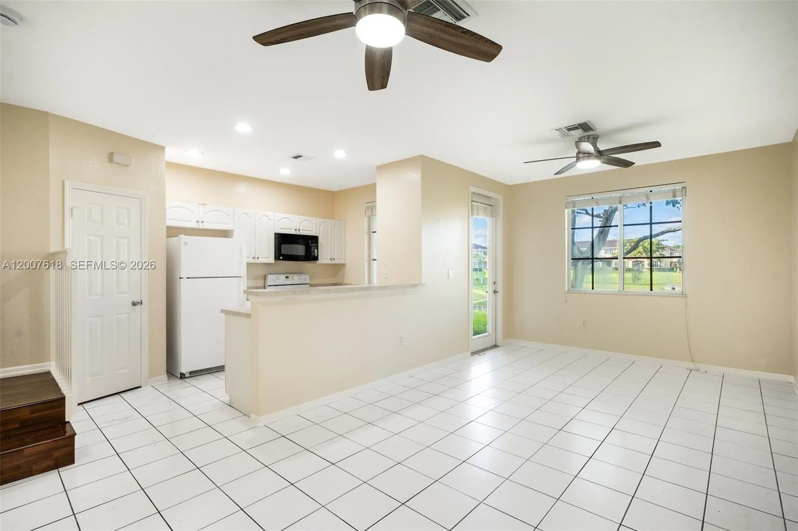 6051 SW 19th Pl, North Lauderdale, FL 33068 photo 3