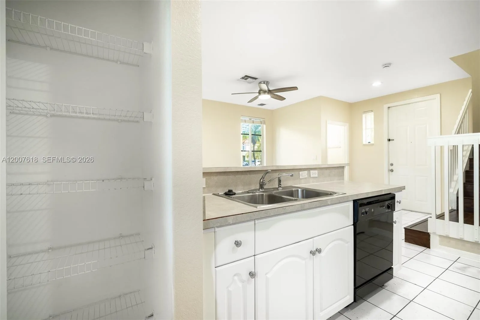 6051 SW 19th Pl, North Lauderdale, FL 33068 photo 8