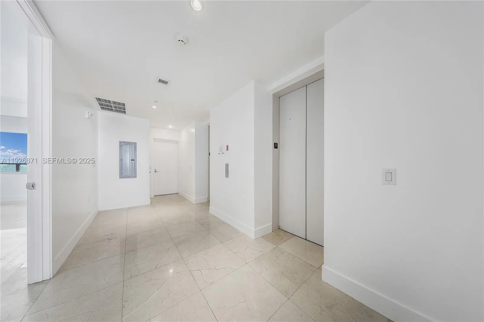 1100 Biscayne Blvd # 3103, Miami, FL 33132 photo 4