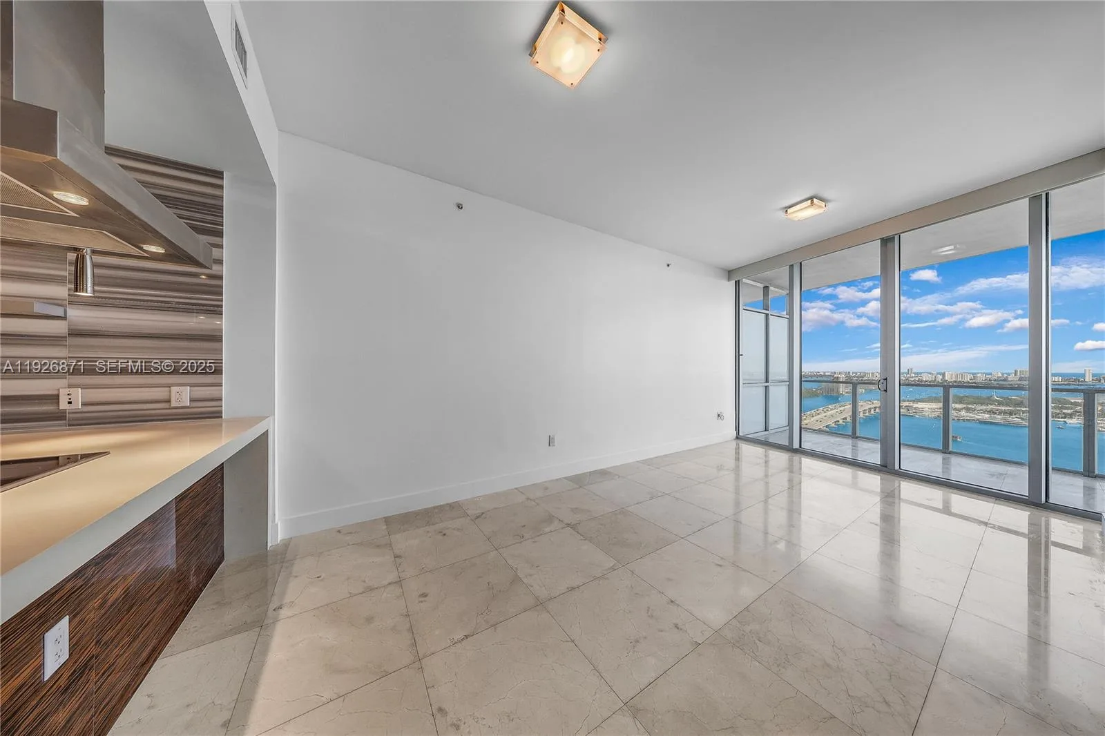 1100 Biscayne Blvd # 3103, Miami, FL 33132 photo 6