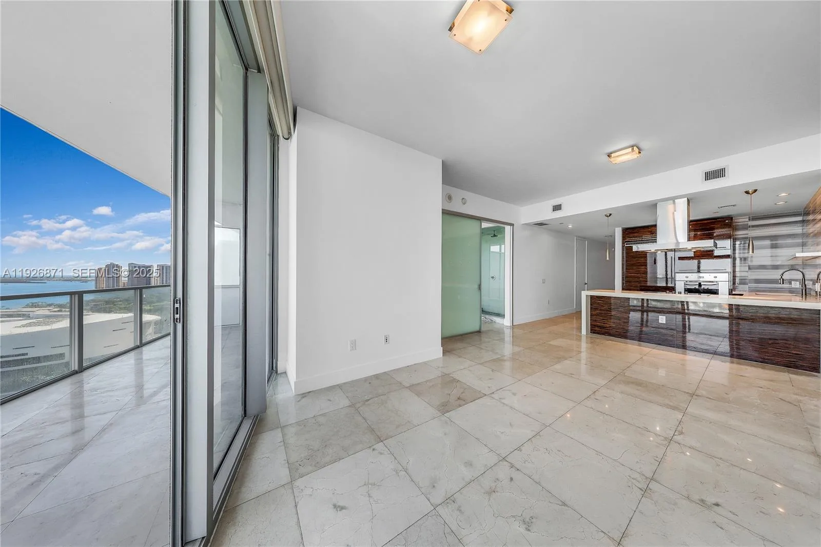 1100 Biscayne Blvd # 3103, Miami, FL 33132 photo 8