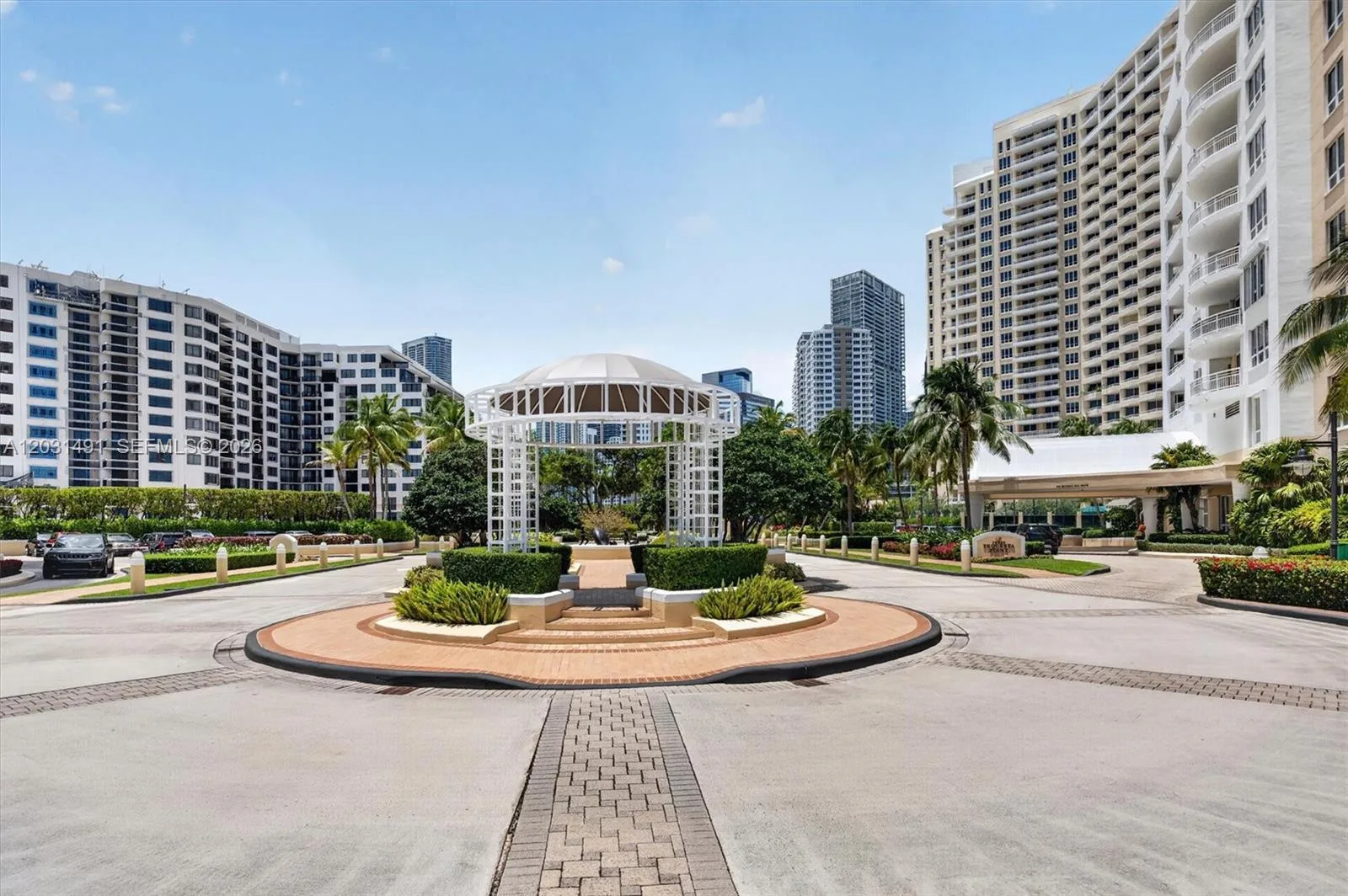 848 Brickell Key Dr # 3402, Miami, FL 33131 photo 3
