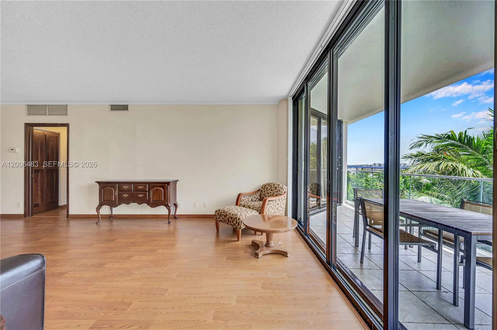 2800 Island Blvd # 603, Aventura, FL 33160 photo 5