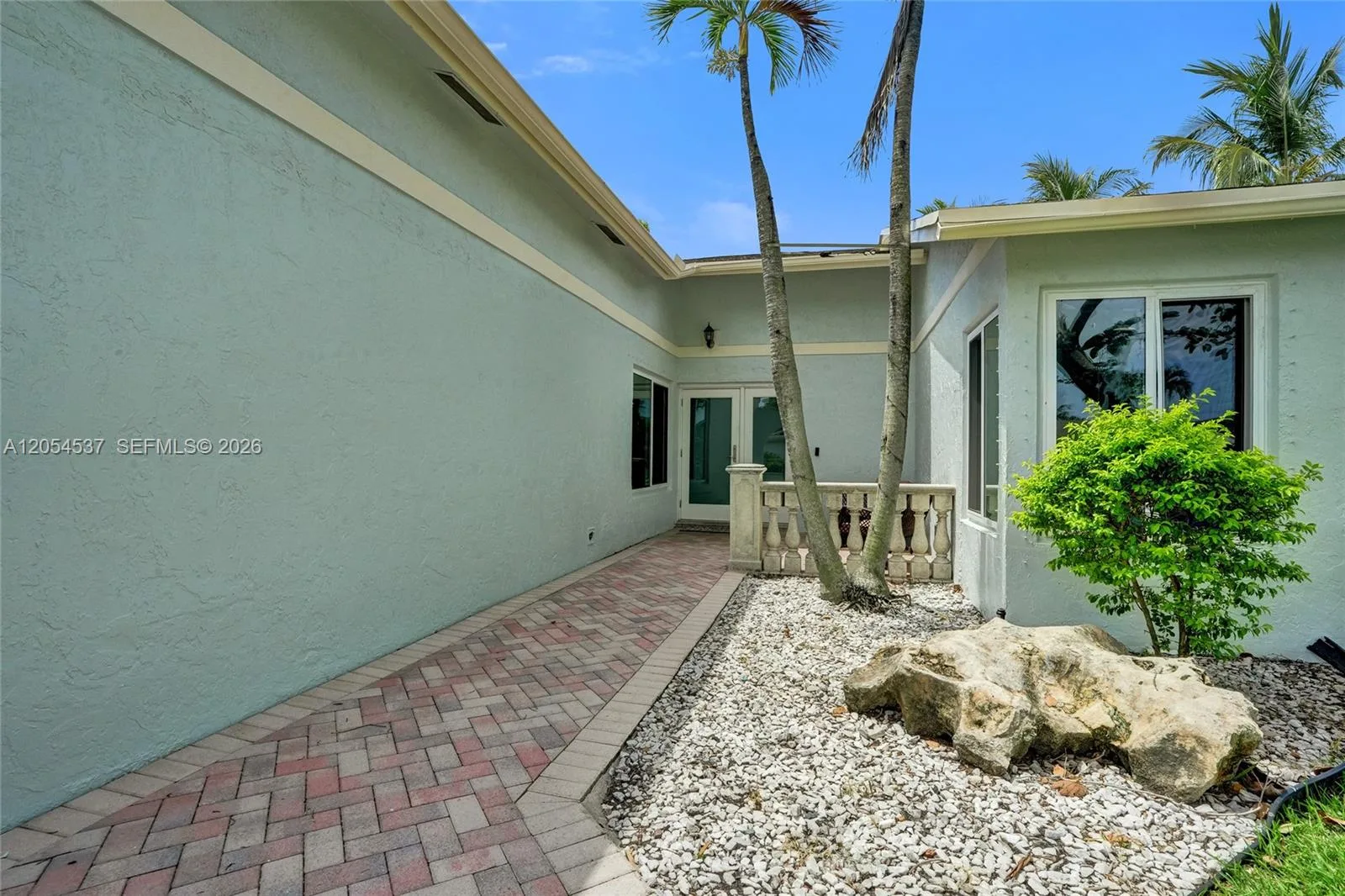 3946 NW 1st Dr, Deerfield Beach, FL 33442 photo 4