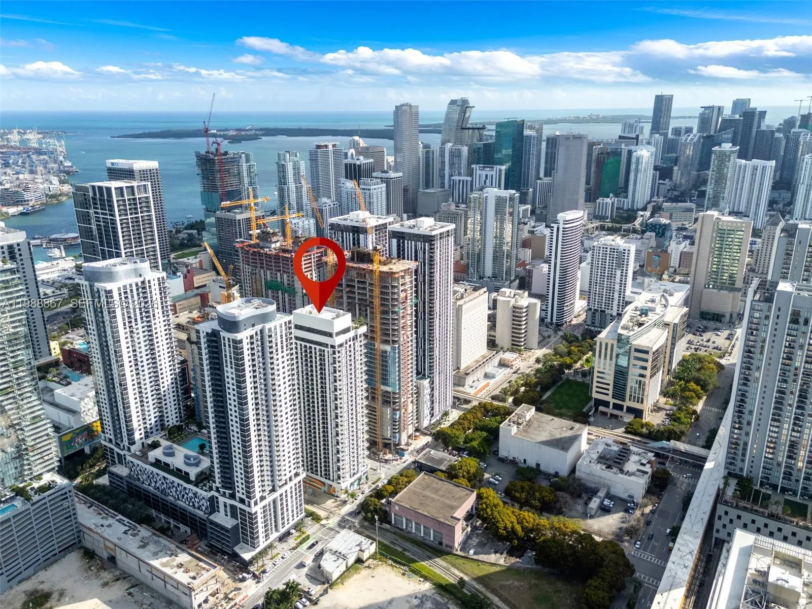 11 NE 6th # 2207, Miami, FL 33131