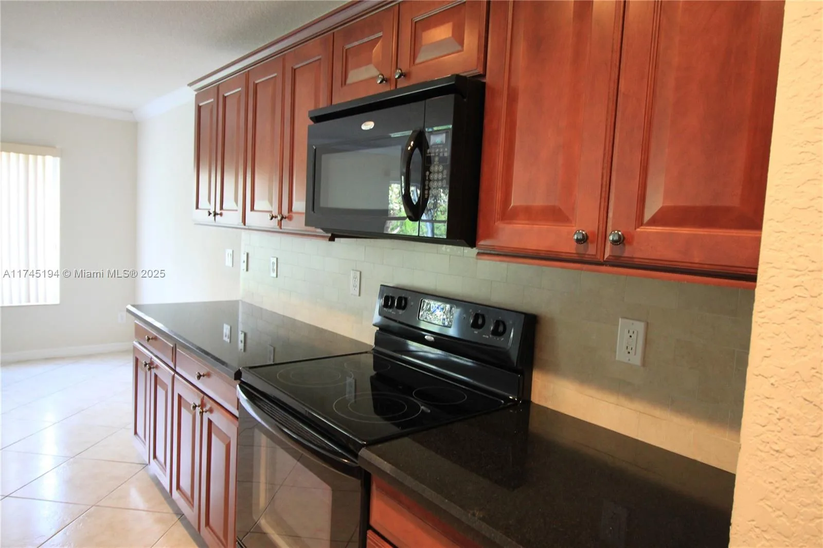 4648 56th Ln, Vero Beach, FL 32967 photo 3