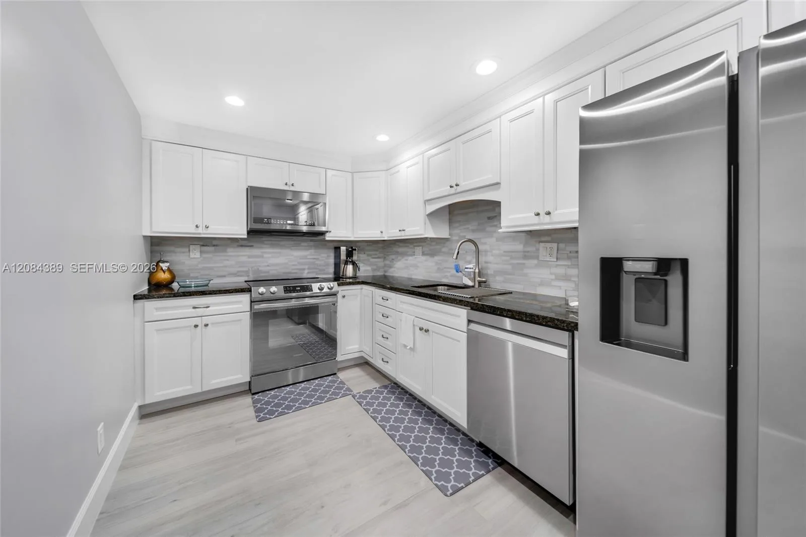 4250 Galt Ocean Dr # 1J, Fort Lauderdale, FL 33308