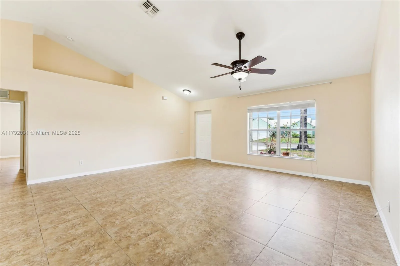 2716 SW 2nd Ln, Cape Coral, FL 33991 photo 3