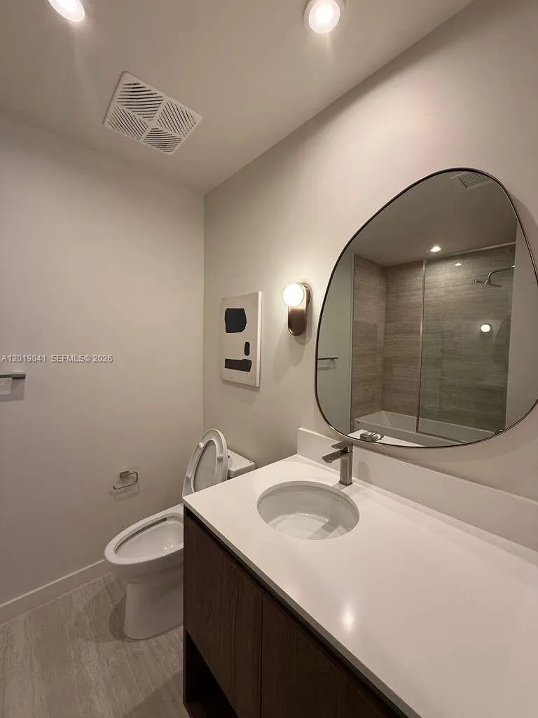 1611 SW 2nd ave # 510, Miami, FL 33129 photo 4