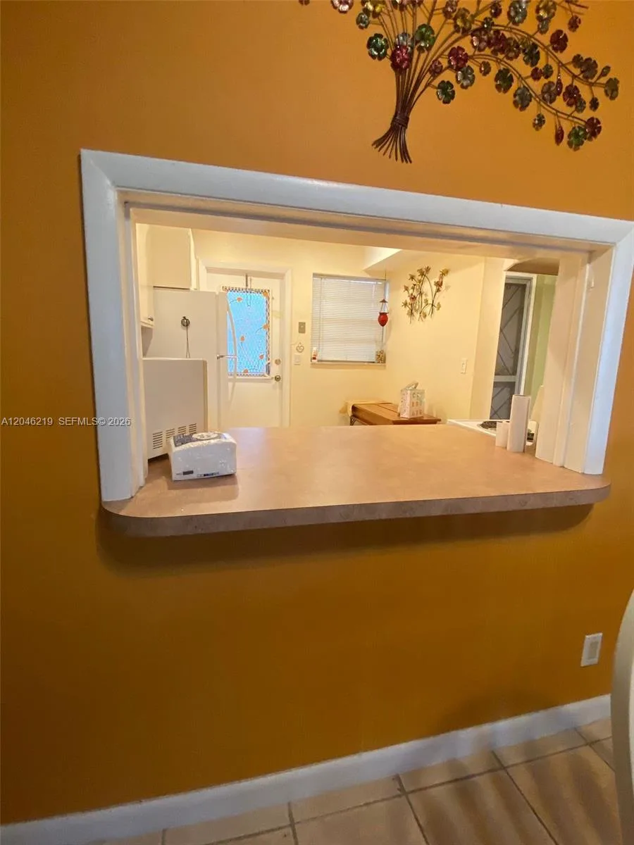 330 SE 2nd St # 403F, Hallandale Beach, FL 33009 photo 6