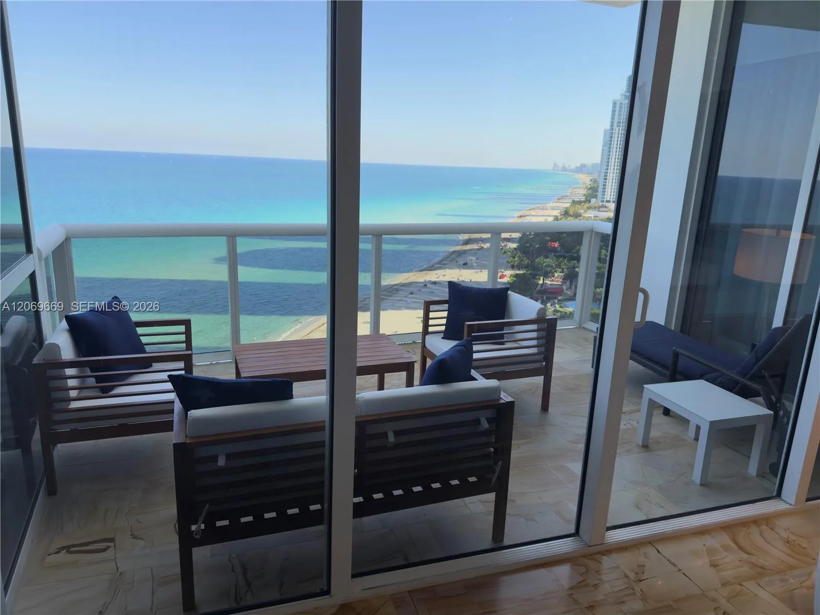 18101 Collins Ave # 1807, Sunny Isles Beach, FL 33160 photo 2