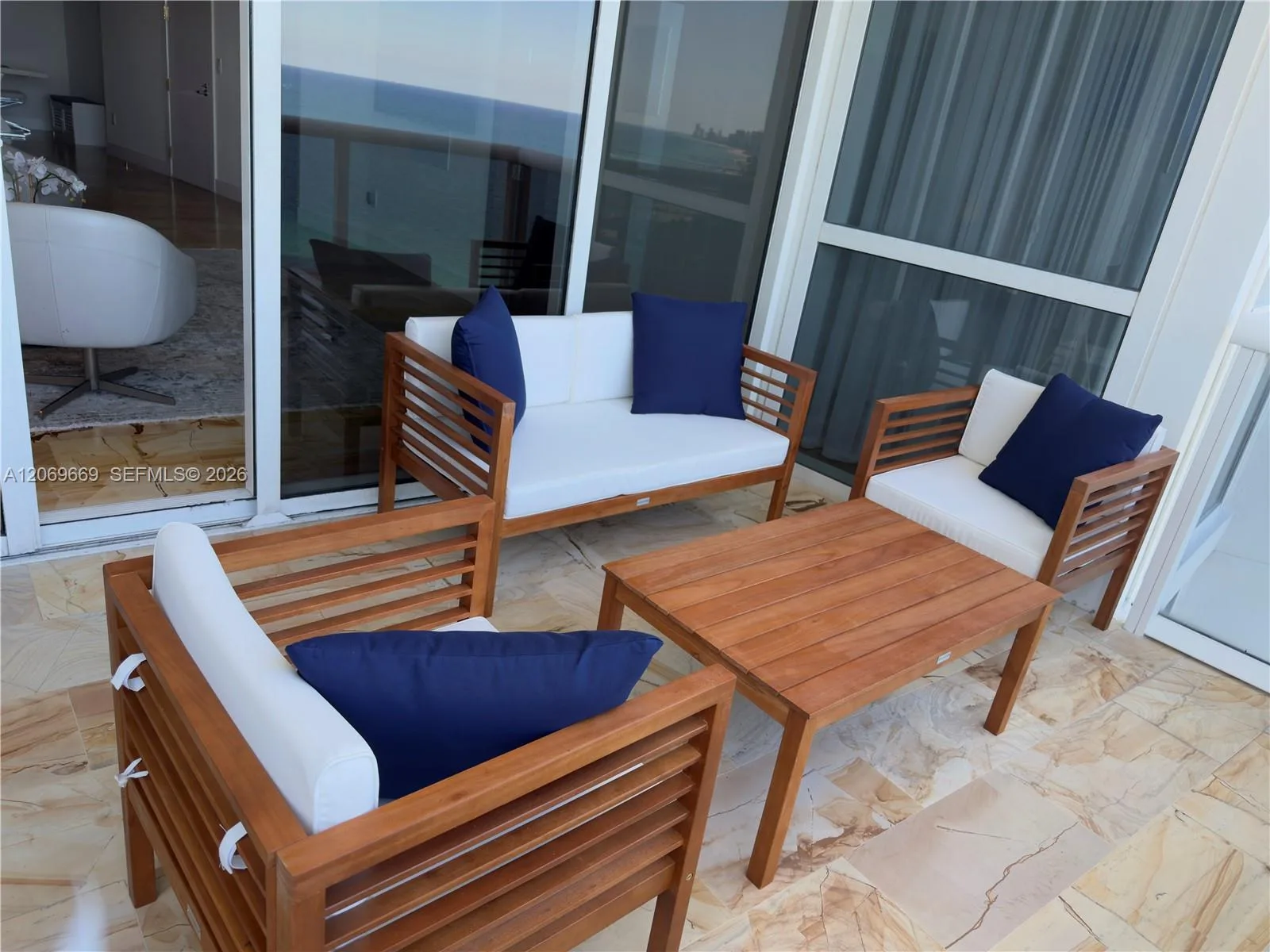 18101 Collins Ave # 1807, Sunny Isles Beach, FL 33160 photo 3