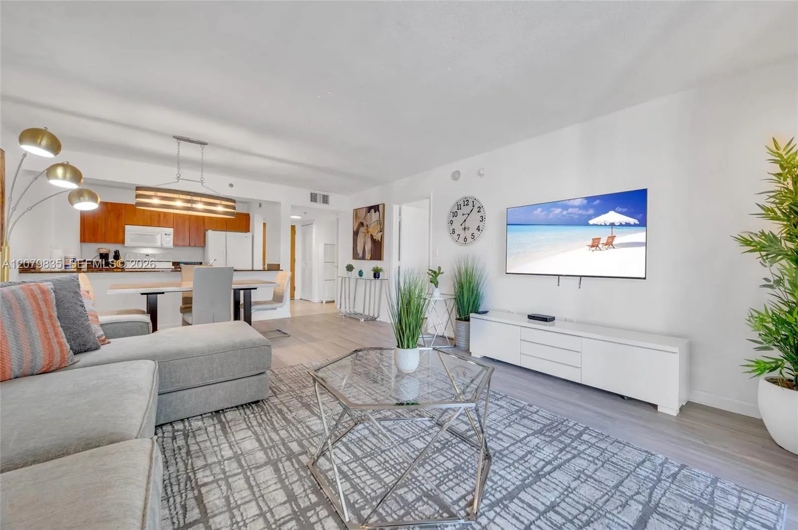 1200 Brickell Bay Dr # 2904, Miami, FL 33131
