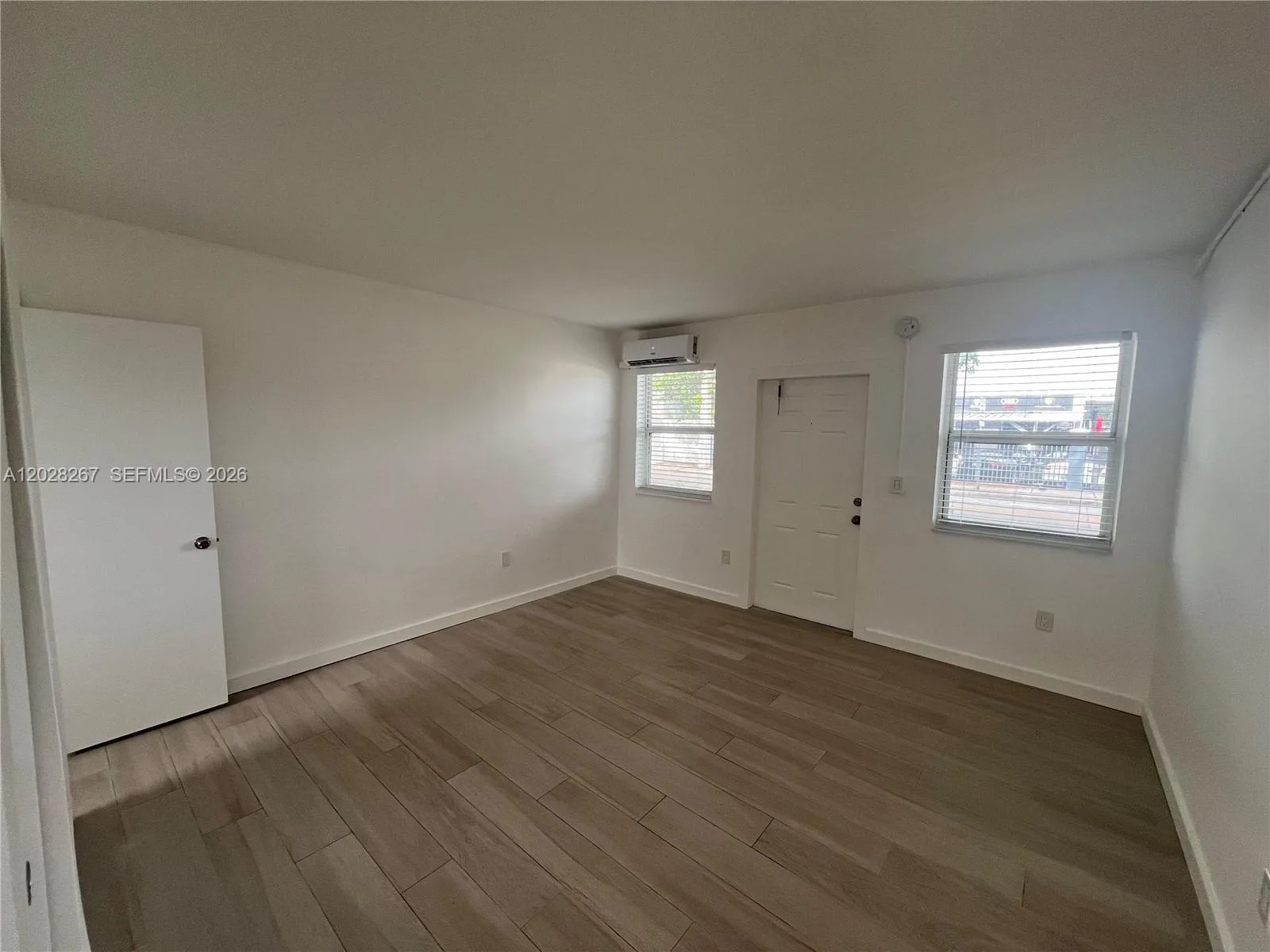 7035 NE 4th Ct # 3, Miami, FL 33138