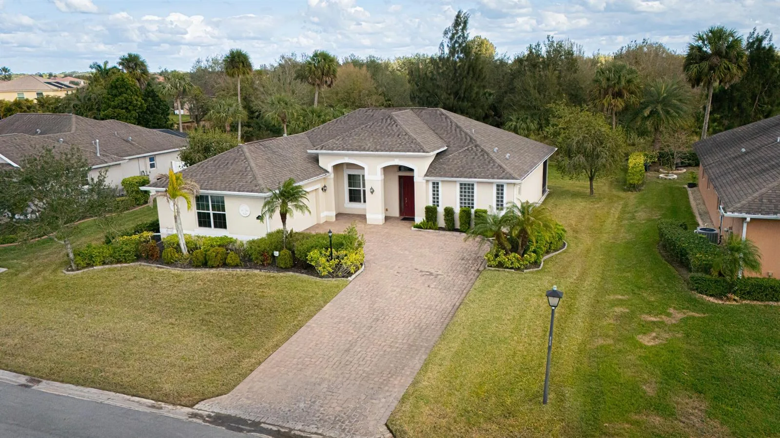 1080 Southlakes Way SW, Vero Beach, FL 32968 photo 2