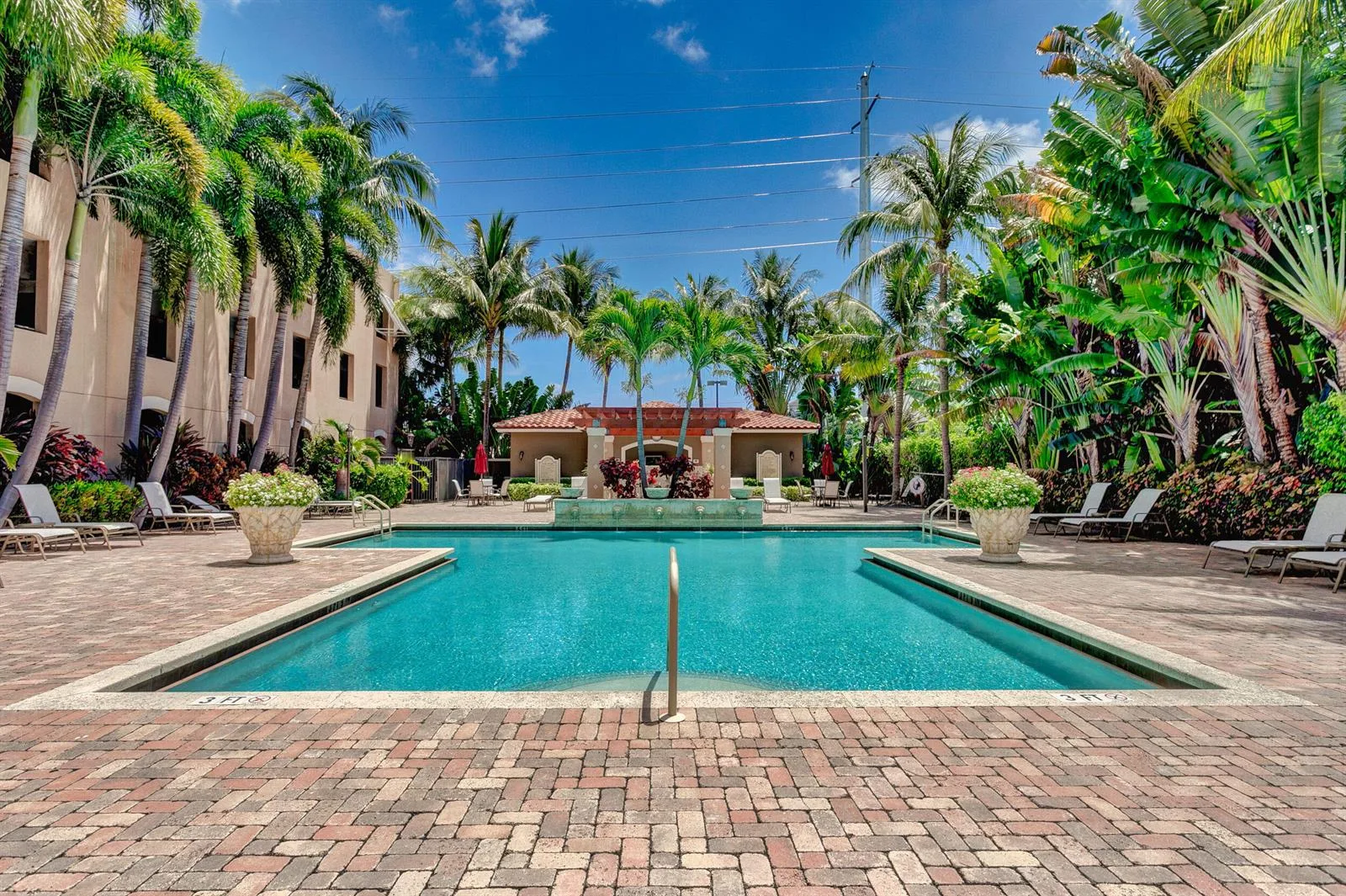 616 CLEARWATER PARK Road # 602, West Palm Beach, FL 33401 photo 9