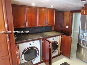 1912 S Ocean Dr # 3D, Hallandale Beach, FL 33009 photo 10