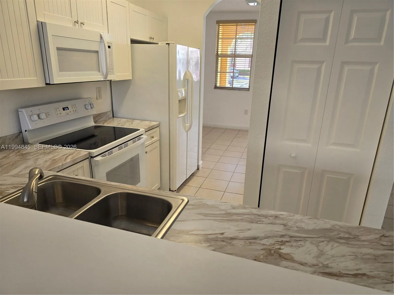 1575 NE 33rd Ave # 104-9, Homestead, FL 33033 photo 11