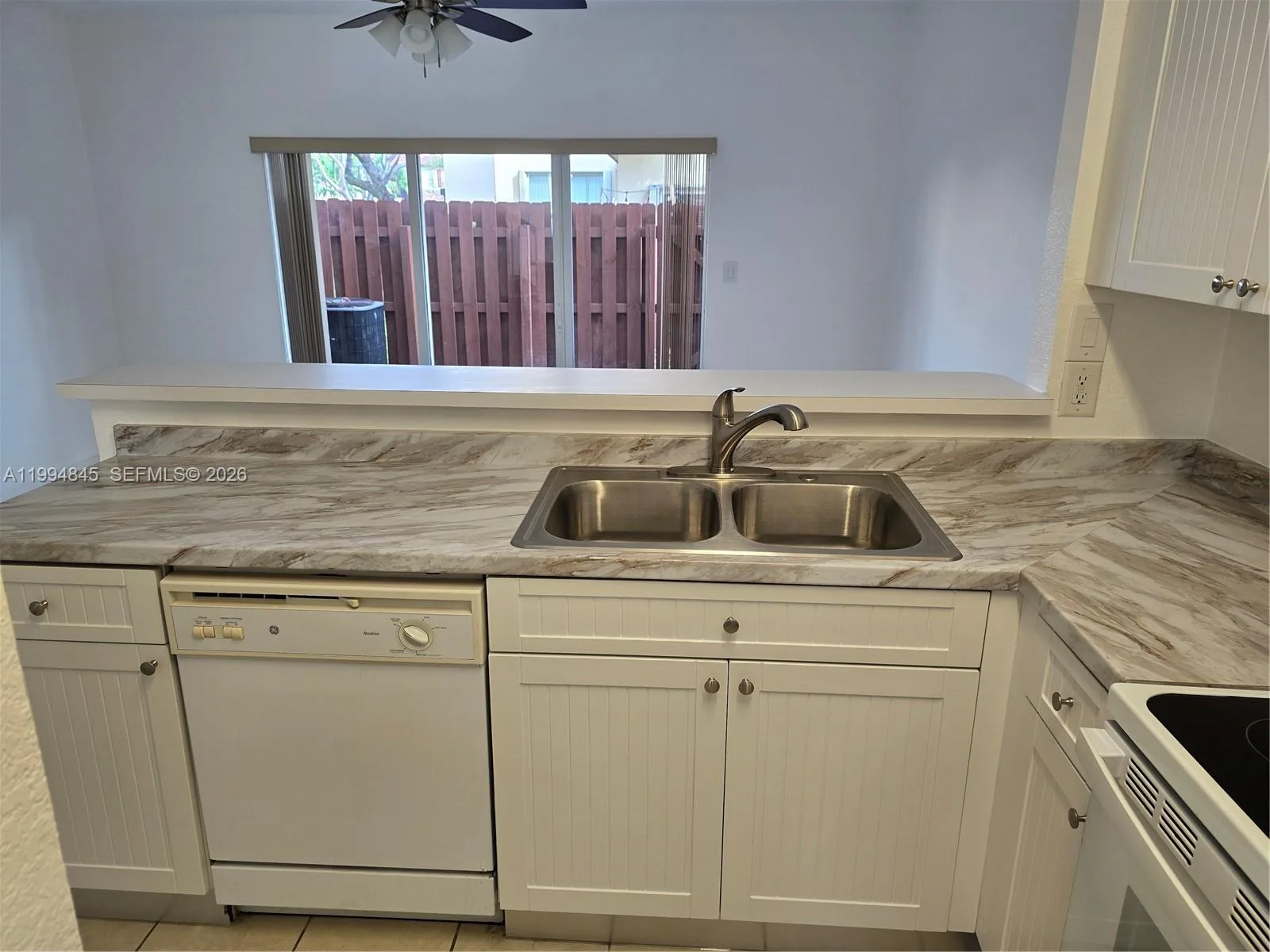 1575 NE 33rd Ave # 104-9, Homestead, FL 33033 photo 7