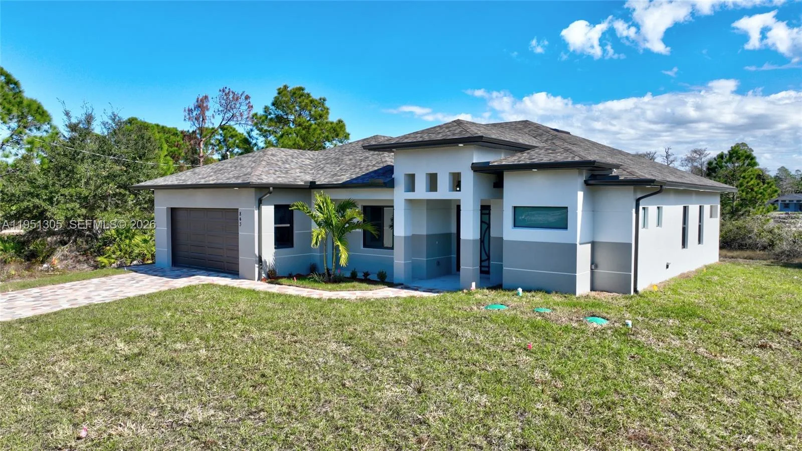 843 S Burns Ave S, Lehigh Acres, FL 33974 photo 2