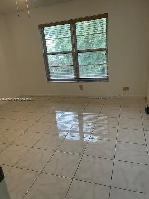 807 W Oakland Park Blvd # G2, Oakland Park, FL 33311 photo 9