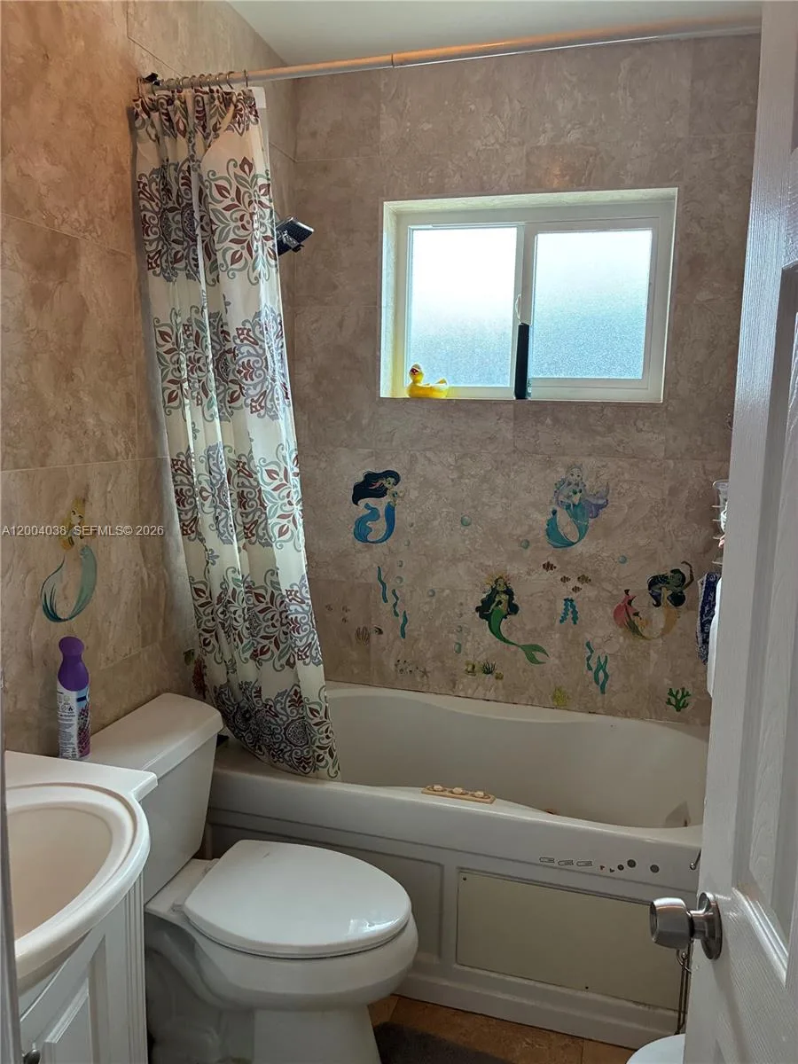 1440 NE 174th St, North Miami Beach, FL 33162 photo 4