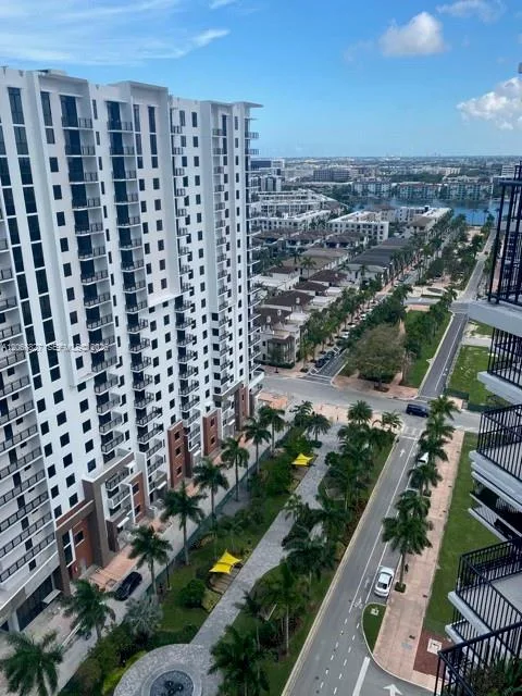 5252 NW 85th Ave # 1807, Doral, FL 33166