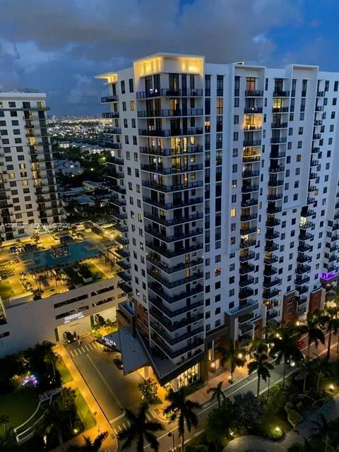 5252 NW 85th Ave # 1807, Doral, FL 33166 photo 2