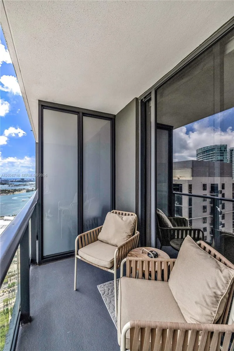 159 NE 6th St # 4209, Miami, FL 33132 photo 5