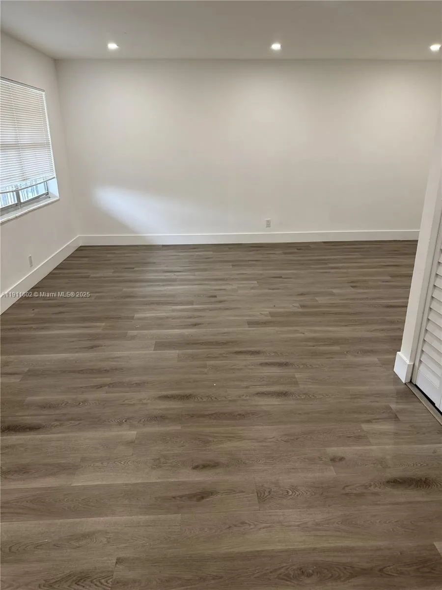 1200 SW 50th Ave # 208-3, North Lauderdale, FL 33068 photo 4