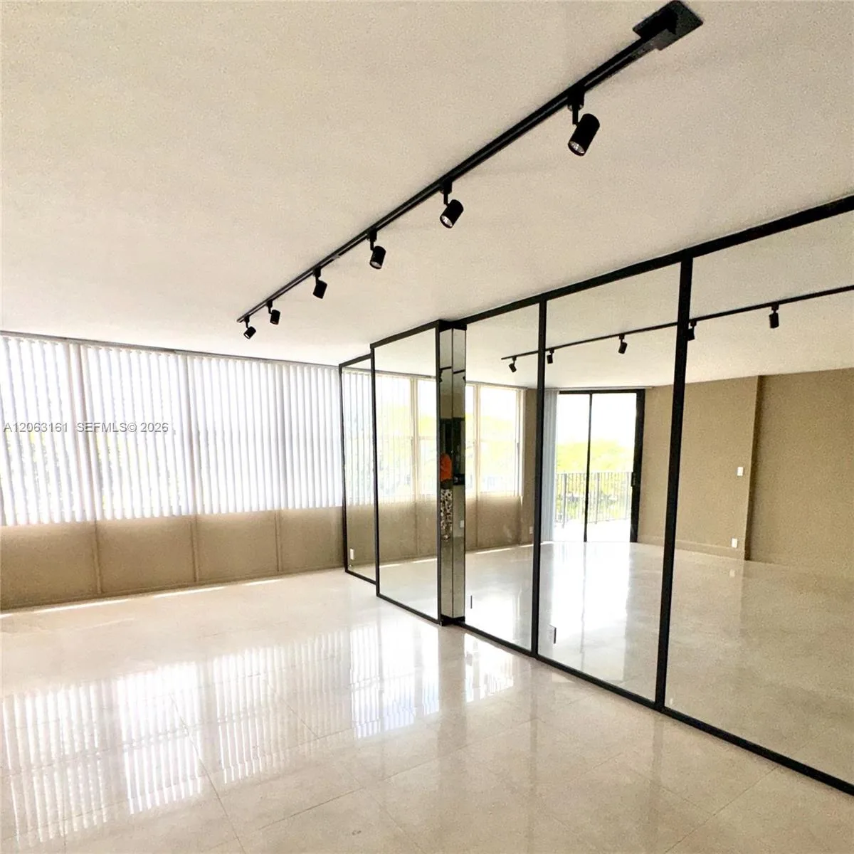 1901 Brickell Ave # B512, Miami, FL 33129 photo 5