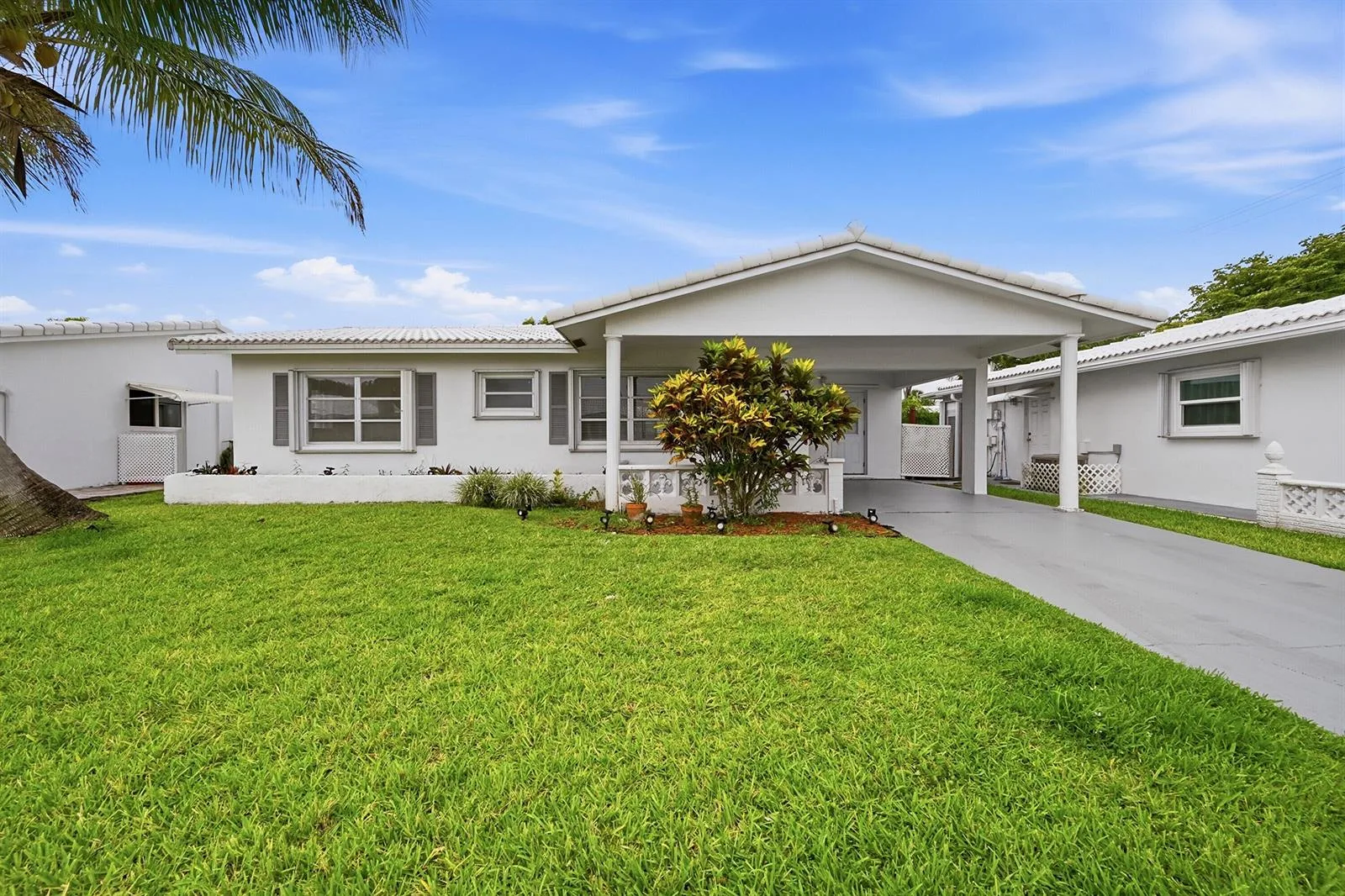 8410 NW 59th Place, Tamarac, FL 33321