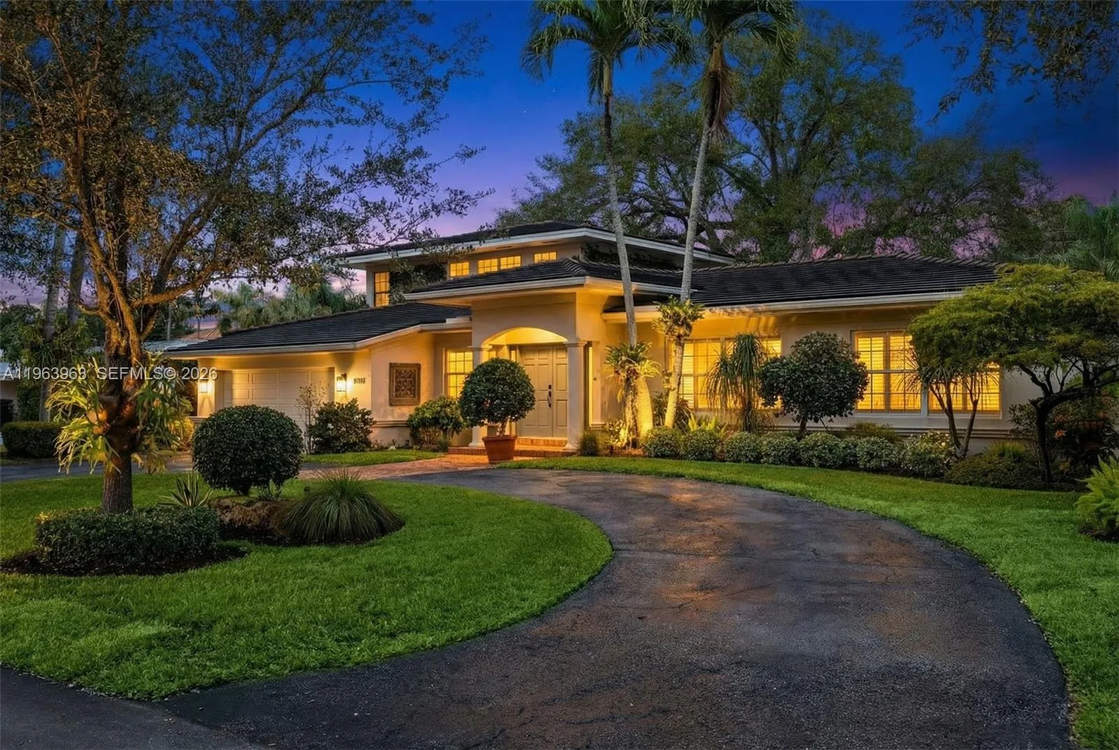 1255 Algardi Ave, Coral Gables, FL 33146 photo 2