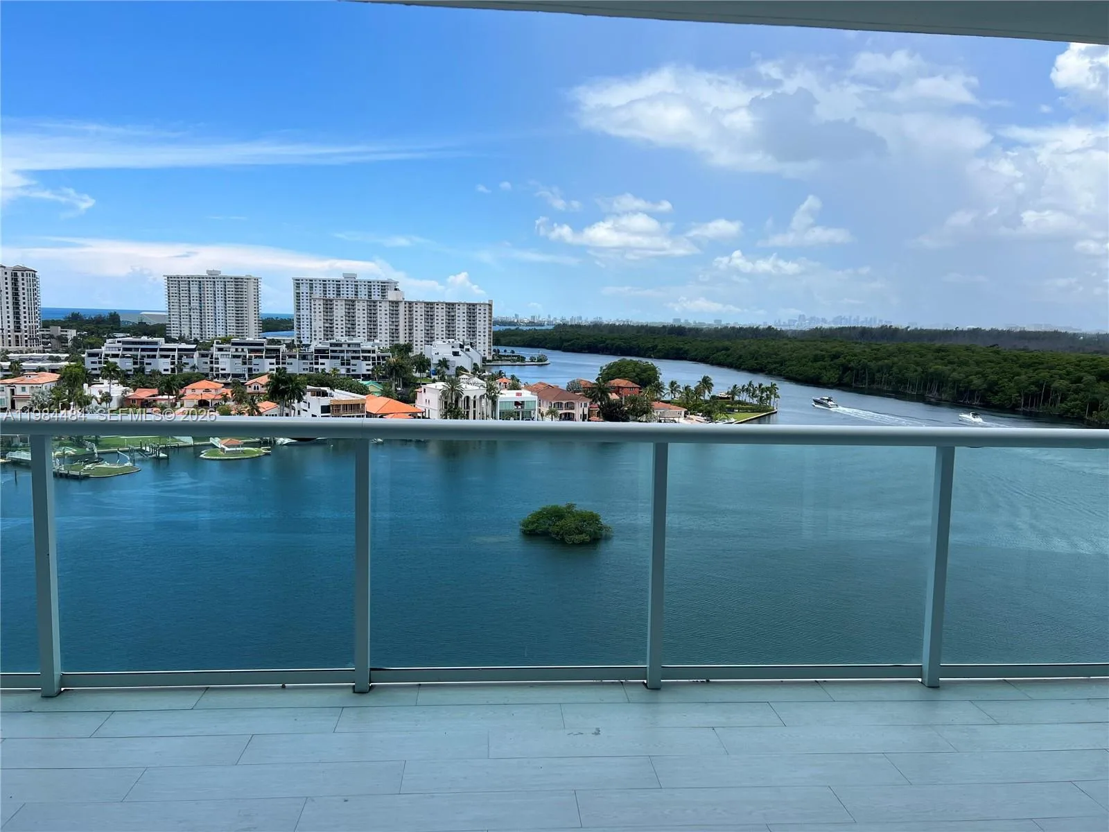 400 Sunny Isles Blvd # 1105, Sunny Isles Beach, FL 33160