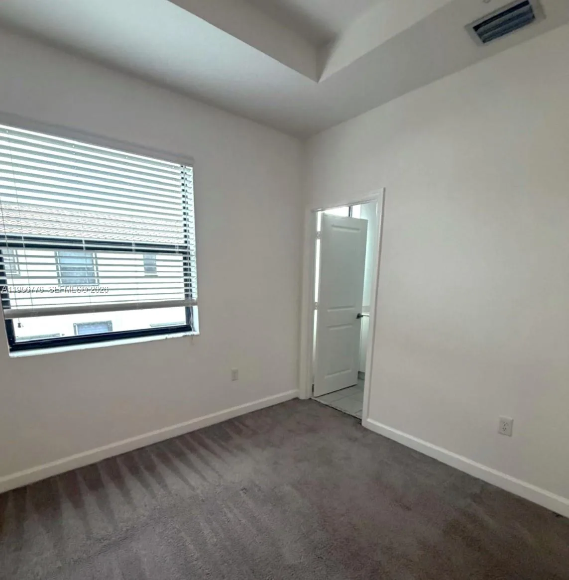 11855 SW 246th Ter, Homestead, FL 33032 photo 12