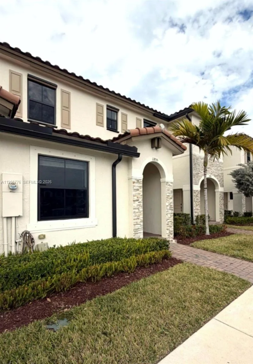 11855 SW 246th Ter, Homestead, FL 33032 photo 4