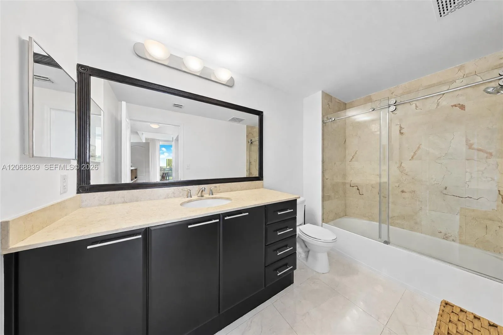 2101 Brickell Ave # 3202, Miami, FL 33129 photo 13