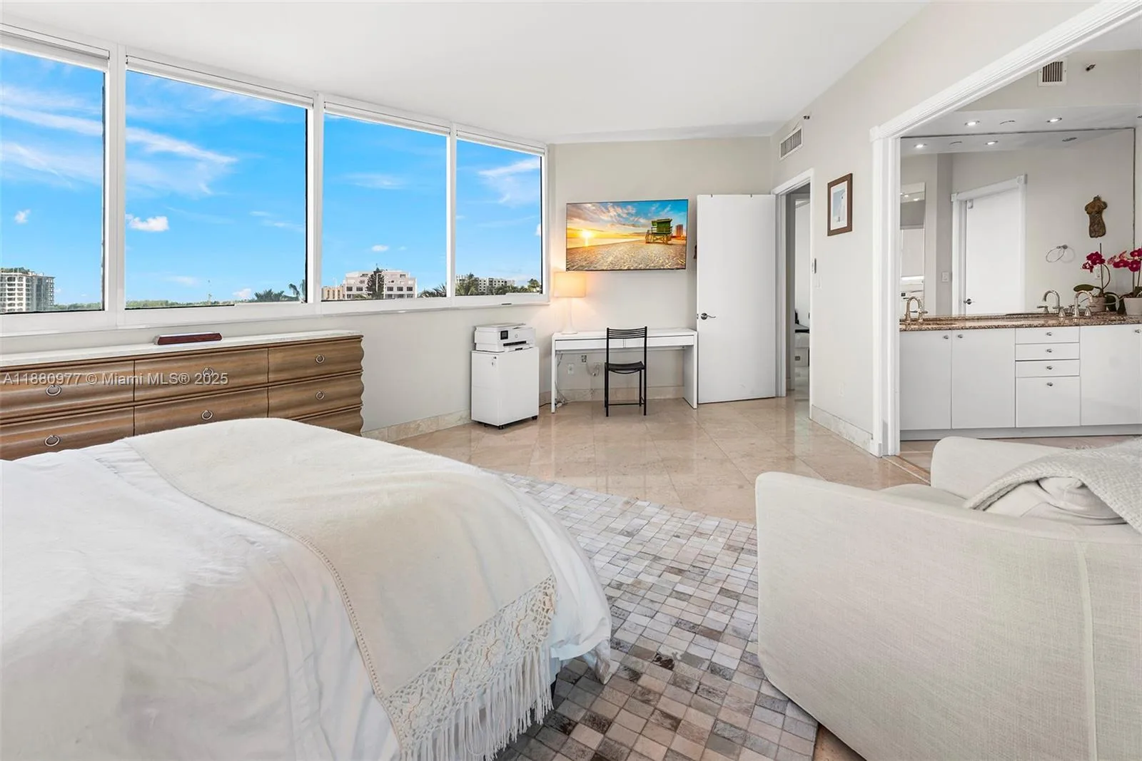 300 S Pointe Dr # 504, Miami Beach, FL 33139 photo 13